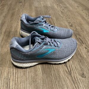 Brooks Women’s Ghost 12 Running Shoes Size 7 Gray 1203051-B403